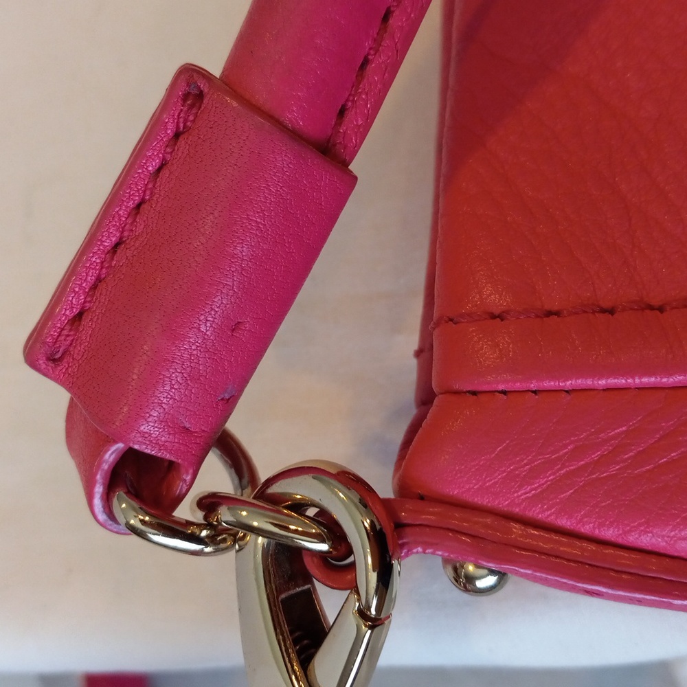 Handbag - Picture 15 of 16